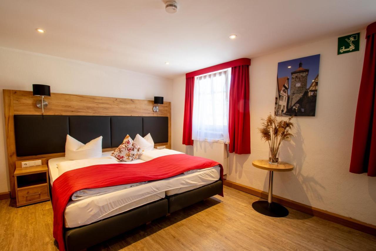 Hotel Am Siebersturm โรเทนบวร์ก อ็อบ แดร์เทาเบอร์ ภายนอก รูปภาพ