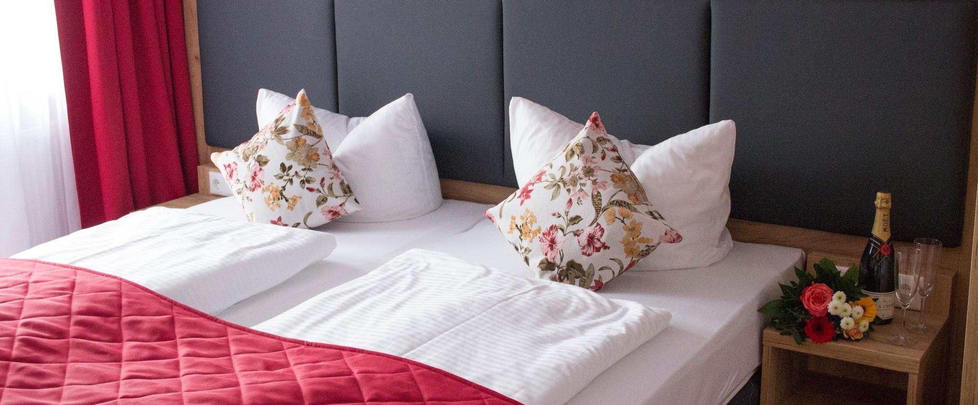 Hotel Am Siebersturm โรเทนบวร์ก อ็อบ แดร์เทาเบอร์ ภายนอก รูปภาพ