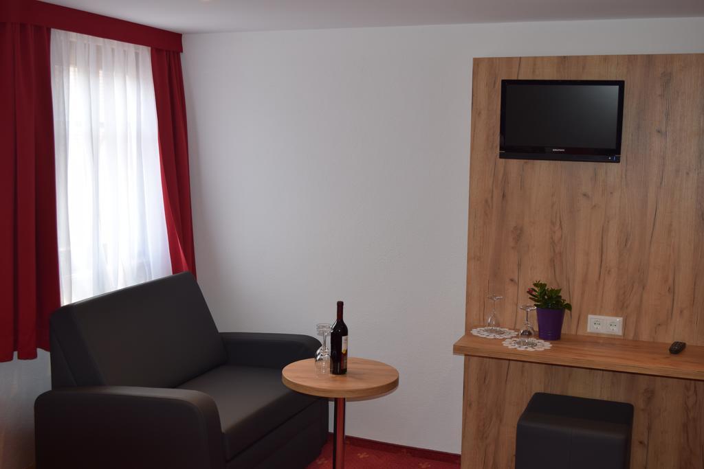 Hotel Am Siebersturm โรเทนบวร์ก อ็อบ แดร์เทาเบอร์ ภายนอก รูปภาพ